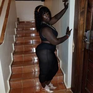 Meet your Posher, Kay